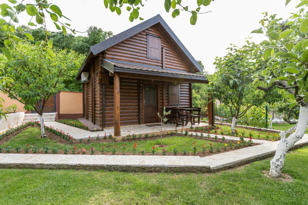 Ethno Lodge Ab Вирпазар Экстерьер фото